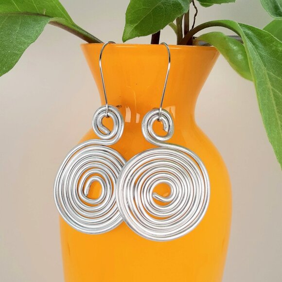 Bold Spiral Dangle Earrings Handcrafted in Canada - Picture 7 of 8